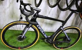 CIPOLLINI NK1K CARBON FORCE AXS HRD 24s Road bike disc brake used For Sale