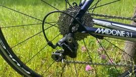 TREK Madone 3.1 Road bike Shimano 105 V-brake used For Sale