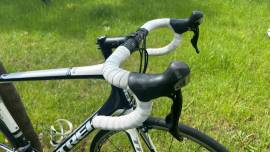 TREK Madone 3.1 Road bike Shimano 105 V-brake used For Sale