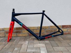 Orbea Terra H30 gravel vázszett M ORBEA Terra Országúti / Gravel / Triatlon Alkatrész, Országúti / Gravel / Váz /Vázszett / Villa alu karbon 28" használt ELADÓ