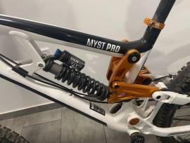 _EGYÉB Downhill Saracen Myst Pro Enduro / Freeride / DH használt ELADÓ