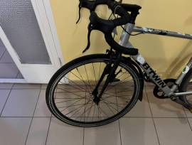 BTWIN triban Road bike Shimano Tourney used For Sale
