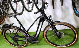 KTM MACINA BOSCH CX SMART 750Wh AIR 4du Elektromos Trekking/cross más Bosch 700 + Wh nem használt ELADÓ
