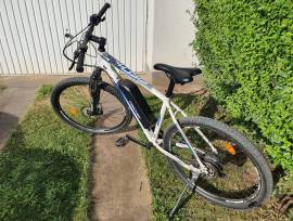 FISCHER Fischer Montis 2.0 Electric Electric Mountain Bike front suspension Bosch Shimano Altus used For Sale