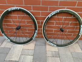 PLANET X karbon kerékszett 11 sebességes shimano Országúti / Gravel / Triatlon Alkatrész, Országúti  Kerék / Felni / Gumi 700c (622) használt ELADÓ