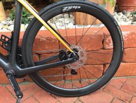 TREK DOMANE SL5 Road bike disc brake used For Sale