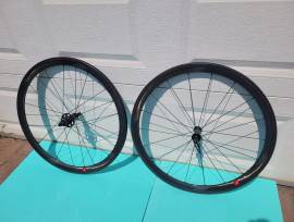 Fulcrum Racing Wind gyönyörű állapotban eladó! Fulcrum Racing Wind  Road Bike & Gravel Bike & Triathlon Bike Component, Road Bike Wheels / Tyres 700c (622) used For Sale