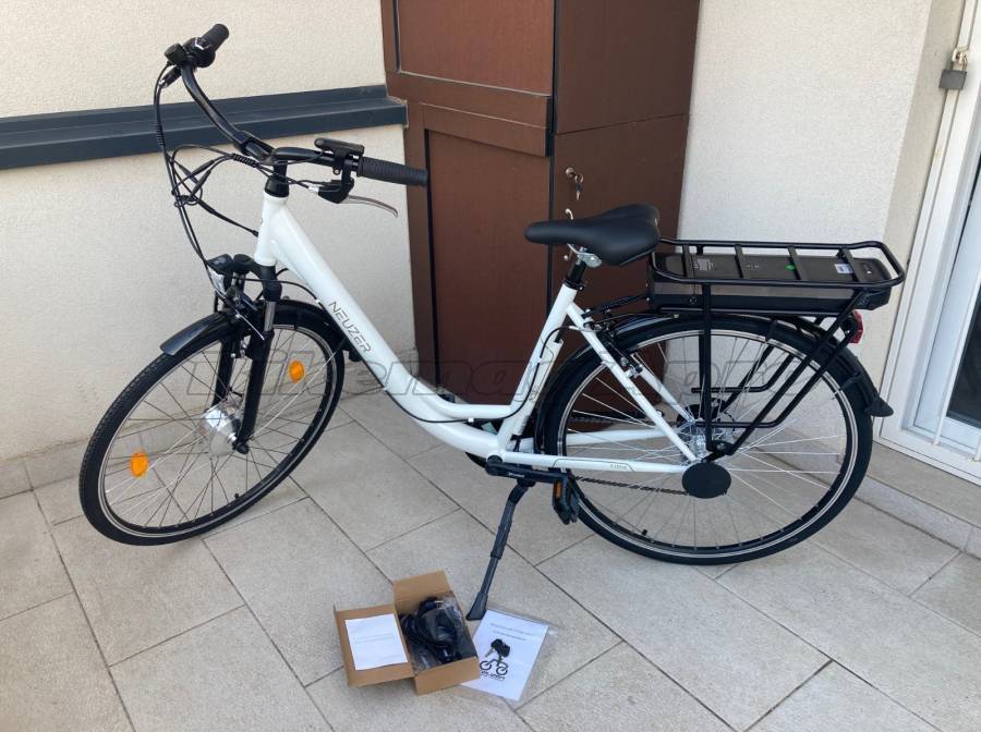 NEUZER Lido Elektromos Városi 28" Mxus nem használt ELADÓ