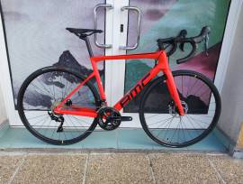 BMC BMC Teammachine SLR SIX ( 51)   Road bike Shimano 105 disc brake new with guarantee For Sale