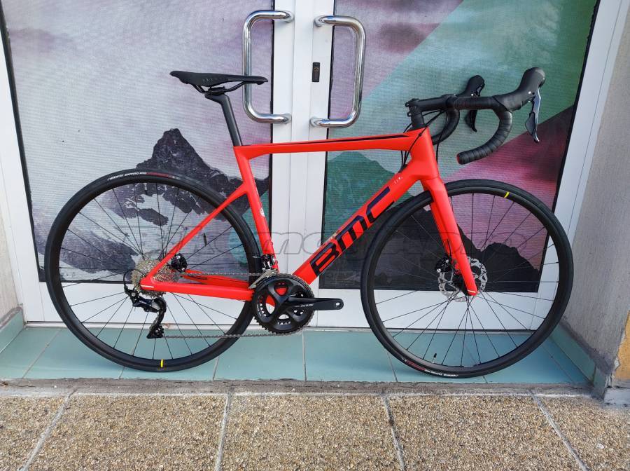 BMC BMC Teammachine SLR SIX ( 51) Road bike Shimano 105 disc brake new with guarantee For Sale