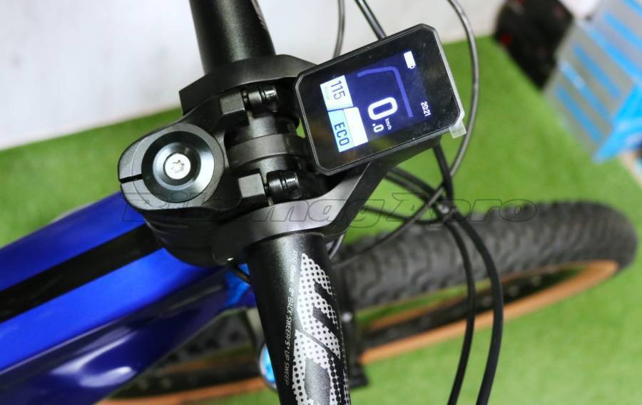 FLYER CARBON E-FULLY 95Nm 750Wh FOX 36 / X2 / XT-12 Elektromos Mountain Bike össztelós / fully Panasonic használt ELADÓ