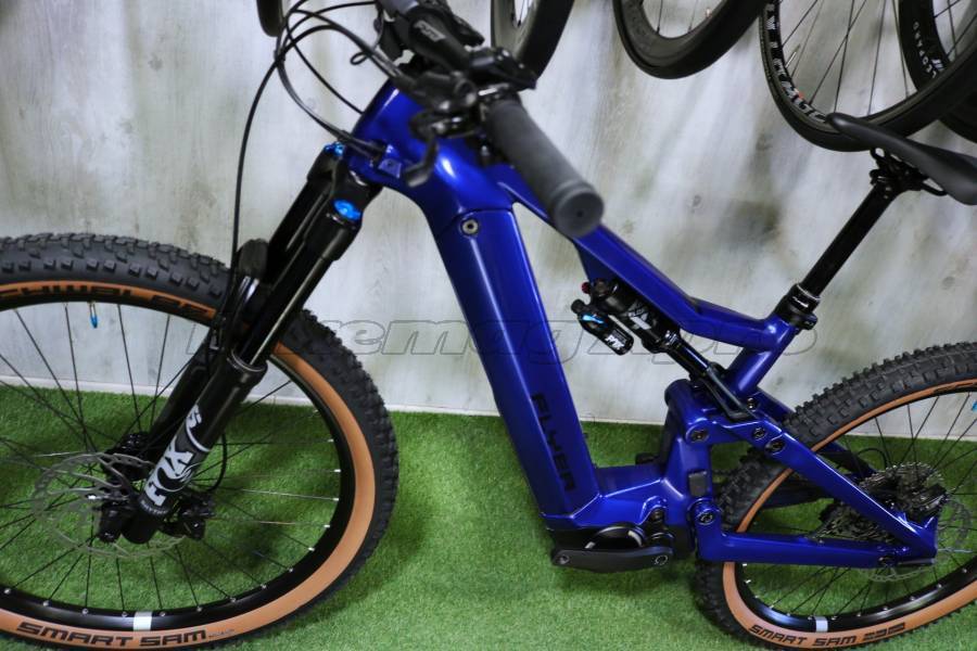 FLYER CARBON E-FULLY 95Nm 750Wh FOX 36 / X2 / XT-12 Electric Mountain Bike dual suspension Panasonic used For Sale