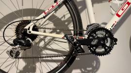 GT Avalanche 3.0 Mountain Bike 26" front suspension Shimano Alivio used For Sale