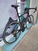 BMC Roadmachine FIVE CARBON 105 Di2 ( 51,56)  Országúti Shimano 105 Di2 tárcsafék új / garanciával ELADÓ