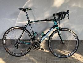 BIANCHI Infinito Chorus CV 11sp Road bike Campagnolo Chorus calliper brake used For Sale