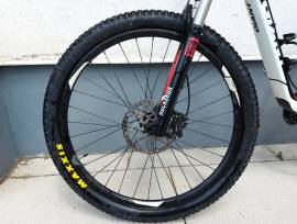 GIANT Anthem Mountain Bike 27.5" (650b) dual suspension used For Sale