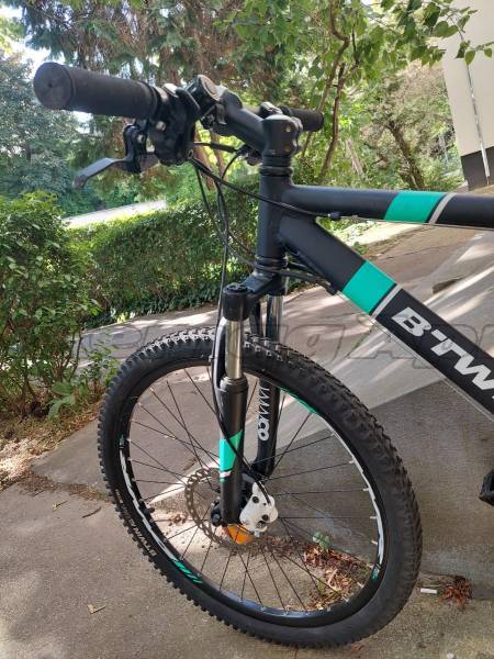 BTWIN Rockrider 700 Kids Bikes / Children Bikes used For Sale