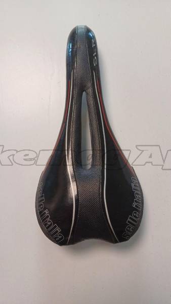 Selle Italia SLR T1 nyereg Selle Italia SLR T1 Országúti / Gravel / Triatlon Alkatrész, Országúti Nyereg / Nyeregcső használt ELADÓ