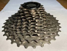 11-32 11 sebességes sor sunrace Országúti / Gravel / Triatlon Alkatrész, Országúti Hajtásrendszer SunRace shimano outi használt ELADÓ