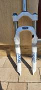 Eladó Fox F32 100 RLC - alkatrésznek Fox F32 100 RLC  Mountain Bike Components, MTB Fork / Shock fork 26" 80-100 mm used For Sale