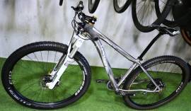 LYNSKEY TITANIUM 29 X0 HOPE TUNE ENVE THOMSON Mountain Bike 29" elöl teleszkópos használt ELADÓ