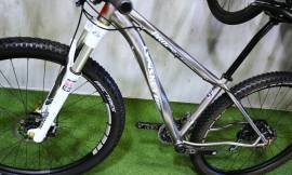 LYNSKEY TITANIUM 29 X0 HOPE TUNE ENVE THOMSON Mountain Bike 29" elöl teleszkópos használt ELADÓ