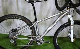 LYNSKEY TITANIUM 29 X0 HOPE TUNE ENVE THOMSON Mountain Bike 29" elöl teleszkópos használt ELADÓ