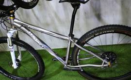 LYNSKEY TITANIUM 29 X0 HOPE TUNE ENVE THOMSON Mountain Bike 29" elöl teleszkópos használt ELADÓ