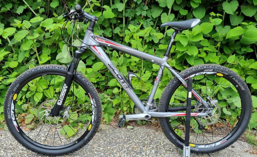 SCOTT MTB Mountain Bike 26" front suspension used For Sale