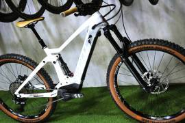 SCOTT e-FULLY BOSCH CX FOX 34 12 Elektromos Mountain Bike össztelós / fully Bosch használt ELADÓ