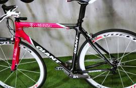 GIANT TCR ADV CARBON LIMITED T-MOBILE 56 Országúti patkófék használt ELADÓ