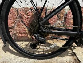 SPECIALIZED Specialized Sirrus X 3.0 EQ, matt fekete, M-es, fi Trekking/cross használt ELADÓ