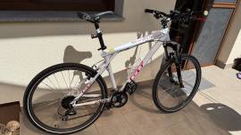 GT Avalanche 3.0 Mountain Bike 26" front suspension Shimano Alivio used For Sale