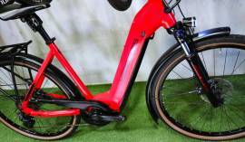 HERCULES ejtett vázas BOSCH CX 85Nm 625 Elektromos Trekking/cross 25 km/h Bosch használt ELADÓ