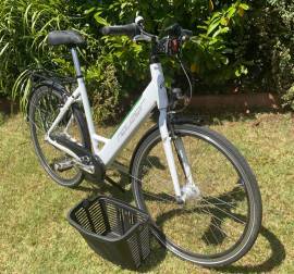NEUZER Palermo 28-as női,150-185 cm magasságig Electric City / Cruiser / Urban 28" _Other manufacturer used For Sale