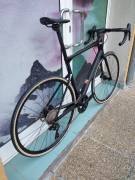 BMC Roadmachine FIVE CARBON 105 Di2 ( 56)   Országúti Shimano 105 Di2 tárcsafék új / garanciával ELADÓ