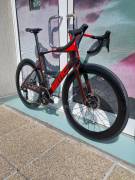 BMC Teammachine R 01 TWO Dura-Ace Di2 ( 54) ( 2 M-Ft e Országúti Shimano Dura Ace Di2 tárcsafék új / garanciával ELADÓ
