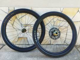 Bontrager Covee Comp 29-es kerékszett Bontrager Covee Comp Mountain Bike Alkatrész, MTB Kerék / Felni / Gumi 29" használt ELADÓ