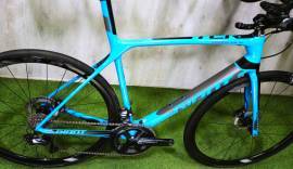 GIANT ADVANCED SL CARBON DISC ULTEGRA Di2 Road bike disc brake used For Sale