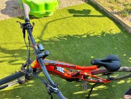 SCOTT E8000 Elektromos Trekking/cross más Shimano 401-500 Wh használt ELADÓ