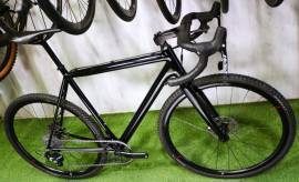 CANNONDALE SUPERX CARBON DISC GRAVEL Gravel / CX disc brake used For Sale