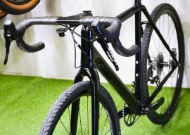 CANNONDALE SUPERX CARBON DISC GRAVEL Gravel / CX disc brake used For Sale