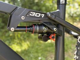 DVO Topaz WP|CV és Prime 205x65mm Trunnion levegős tagok DVO Topaz Mountain Bike Alkatrész, MTB Villa / Rugóstag rugóstag használt ELADÓ