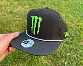 Új Monster Energy fekete/fehér rope hálós sapka, snapback, cap, hat Monster Energy Sisak / Sapka nem használt ELADÓ