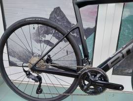 BMC Teammachine SLR FOUR  105  ( 56)  Országúti Shimano 105 tárcsafék új / garanciával ELADÓ