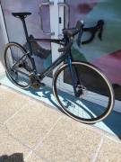 BMC  AKCIÓ-30%%::BMC Roadmachine SEVEN 105 ( 56)  Országúti Shimano 105 tárcsafék új / garanciával ELADÓ