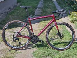 SPECIALIZED S-Works Aethos Road bike Shimano Ultegra Di2 disc brake used For Sale