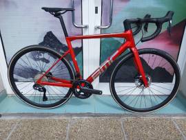BMC Teammachine SLR ONE Ultegra  Di2 ( 54 )    Országúti, Triatlon Shimano Ultegra Di2 tárcsafék új / garanciával ELADÓ