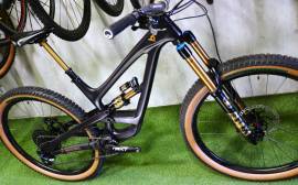 YT  CAPRA CARBON 29 FOX 36 X2 KASHIMA Enduro / Freeride / DH 29" használt ELADÓ