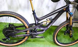 YT  CAPRA CARBON 29 FOX 36 X2 KASHIMA Enduro / Freeride / DH 29" használt ELADÓ